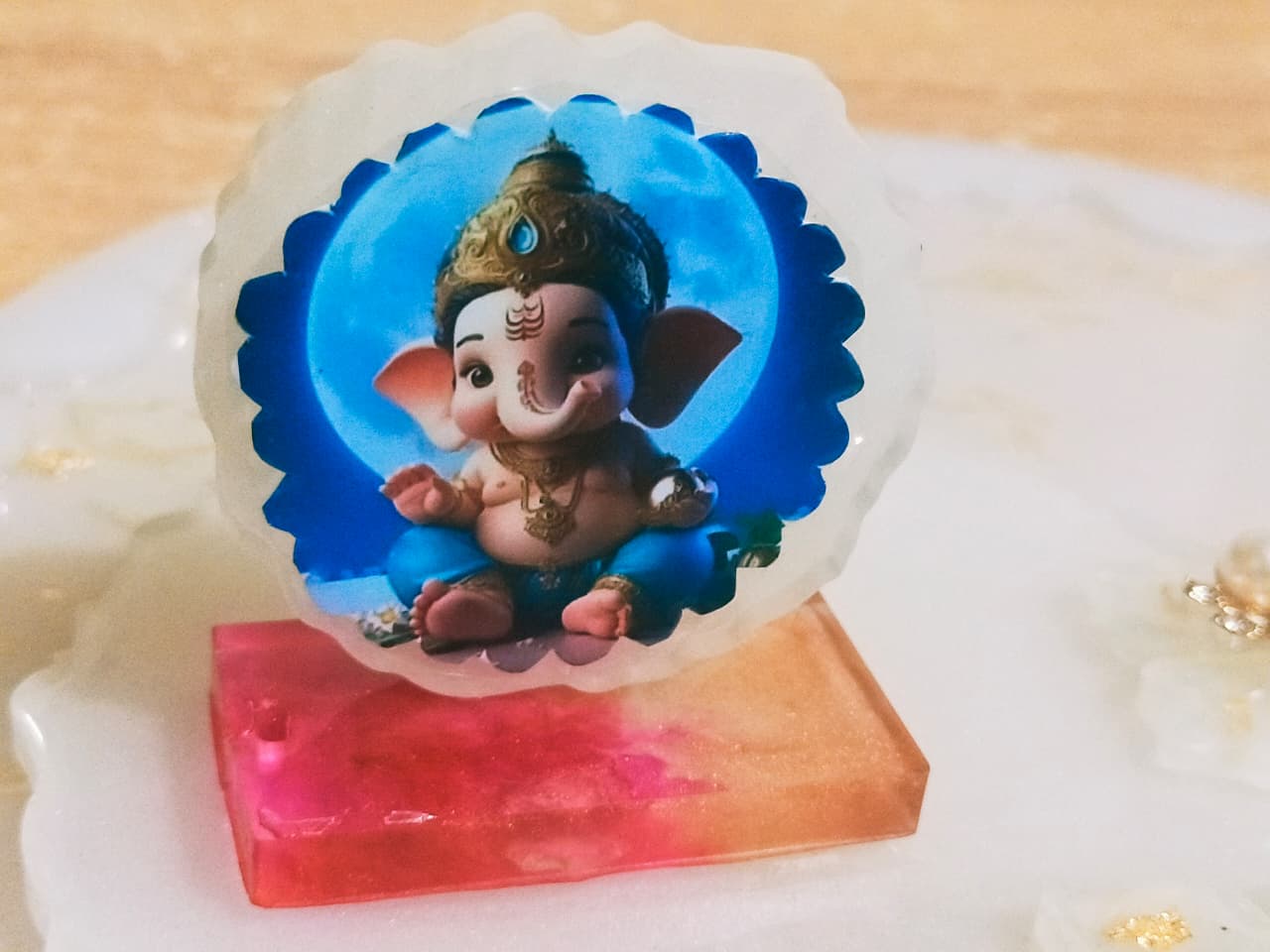 Divine Resin Gourd Stand – Perfect for Bhagwan Idols | ShreeGifts Arts